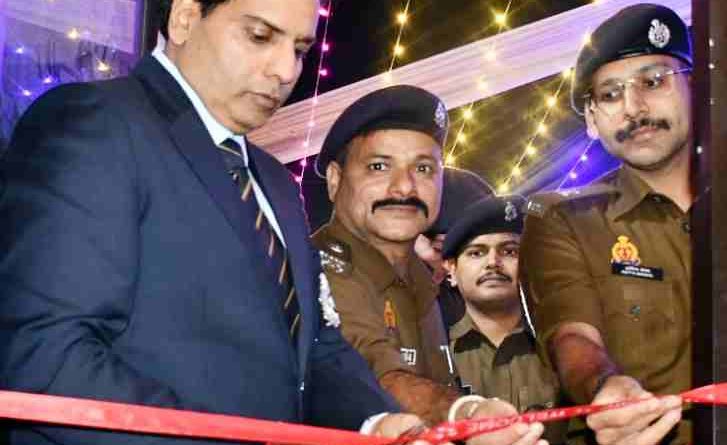 Muzaffarnagar में बागोंवाली पुलिस चौकी का नया स्वरूप: Ssp संजय वर्मा ने किया लोकार्पण, आधुनिक सुविधाओं से सशक्त हुआ सुरक्षा तंत्र Muzaffarnagar में बागोंवाली पुलिस चौकी का नया स्वरूप: Ssp संजय वर्मा ने किया लोकार्पण, आधुनिक सुविधाओं से सशक्त हुआ सुरक्षा तंत्र