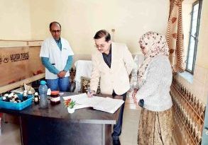 Muzaffarnagar में स्वास्थ्य सेवाओं की ‘ग्राउंड चेकिंग’: Cmo डॉ. सुनील तेवतिया का औचक निरीक्षण, जानसठ–बहादरपुर केंद्रों में मिली बड़ी खामियाँ और सख्त निर्देश