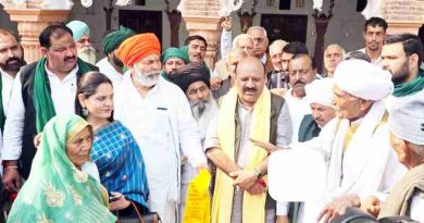 Muzaffarnagar सौरम की ऐतिहासिक महापंचायत में जम्मू-कश्मीर के उपमुख्यमंत्री सुरेन्द्र चौधरी का भव्य सम्मान, जय जवान–जय किसान के नारों से गूंजा मंच