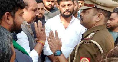 Muzaffarnagar में उबाल: छात्र उज्ज्वल राणा के आत्मदाह प्रकरण पर बवाल, पुलिस कार्यालय का घेराव — गिरफ्तारी न होने से छात्रों और किसान नेताओं में भारी आक्रोश🔥