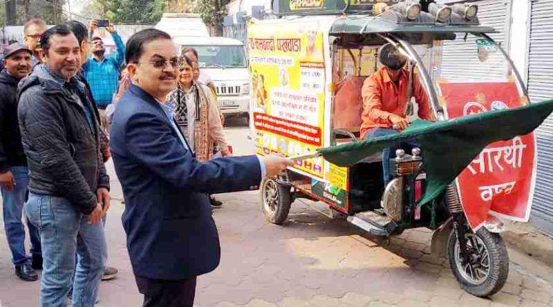 मिशन परिवार विकास की धमाकेदार शुरुआत: Muzaffarnagar में ‘सारथी वाहन’ दौड़े, गांव-गांव पहुंचेगा छोटा परिवार–खुशहाल परिवार का संदेश