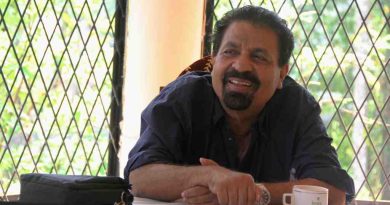 Iffk के नाम पर विवाद: पूर्व विधायक व चर्चित फिल्म निर्देशक Kunju Muhammed पर छेड़खानी का आरोप, होटल से गिरफ्तारी, अग्रिम जमानत पर रिहाई