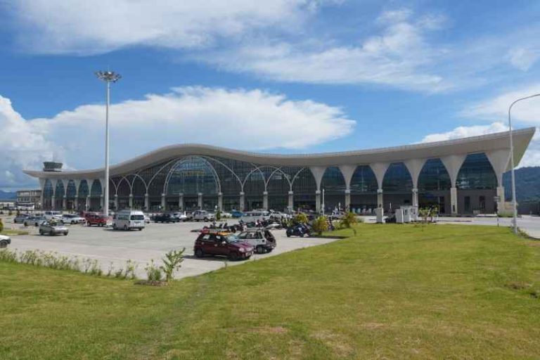 नेपाल के Pokhara International Airport में ‘Pokhara International Airport Corruption’ का सबसे बड़ा खुलासा: 55 आरोपी, चीन की कंपनी पर केस, और ढाई साल में सिर्फ 45 फ्लाइट—टूरिज़्म हब का सपना चकनाचूर