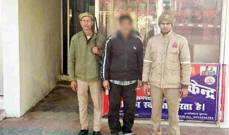 तितावी Muzaffarnagar पुलिस की बड़ी कार्रवाई: हैदरनगर–बघरा मार्ग से शातिर हिस्ट्रीशीटर गिरफ्तार, अवैध चाकू बरामद
