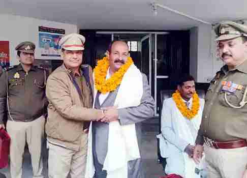 रामराज Muzaffarnagar थाने में भावुक विदाई: ईमानदारी और सेवा की मिसाल दरोगा शिवदत्त कुमार व जितेंद्र सिंह को सम्मानपूर्वक दी गई सेवानिवृत्ति विदाई