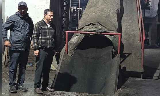 Muzaffarnagar में प्रदूषण पर बड़ी कार्रवाई: पेपर मिल और अवैध लैड इंगट फैक्ट्री सील, प्रशासन का सख्त संदेश