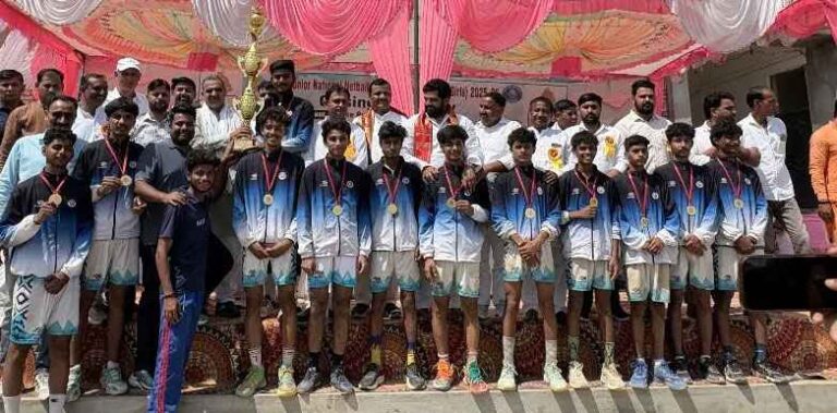 Muzaffarnagar: बुढ़ाना में 38वीं जूनियर नेशनल नेटबॉल चैंपियनशिप का शानदार समापन, बालकों में यूपी और बालिकाओं में हरियाणा बनी चैंपियन Muzaffarnagar: बुढ़ाना में 38वीं जूनियर नेशनल नेटबॉल चैंपियनशिप का शानदार समापन, बालकों में यूपी और बालिकाओं में हरियाणा बनी चैंपियन