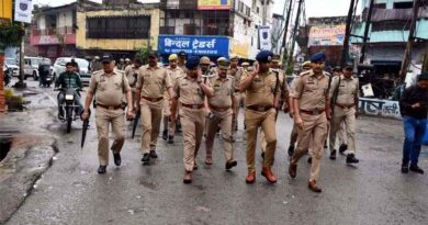 Muzaffarnagar में अलविदा जुमे पर हाई अलर्ट: एसएसपी ने किया फ्लैग मार्च, ईदगाह निरीक्षण, शांति से अदा हुई नमाज