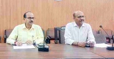 मतदाता सूची पुनरीक्षण को लेकर Muzaffarnagar में अहम बैठक: Dm उमेश मिश्रा ने राजनीतिक दलों के साथ की चर्चा