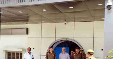 Muzaffarnagar Jail Inspection: डीएम उमेश मिश्रा और एसपी सिटी सत्यनारायण प्रजापत का जिला कारागार में औचक निरीक्षण, सुरक्षा व सुविधाओं की गहन समीक्षा