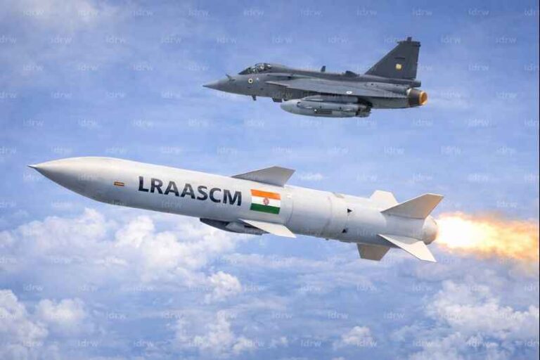 भारत की ताकत बढ़ाएगी Lrasscm Missile: दुश्मन के एयरस्पेस में घुसे बिना सटीक प्रहार की नई रणनीतिक क्षमता