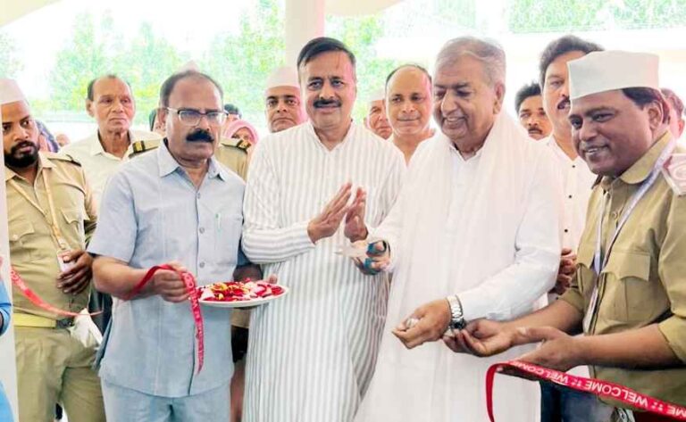 मानव एकता दिवस पर Muzaffarnagar में सेवा का अद्भुत उदाहरण: निरंकारी मिशन के रक्तदान शिविर में 170 यूनिट रक्तदान, सत्संग से गूंजा भाईचारे का संदेश