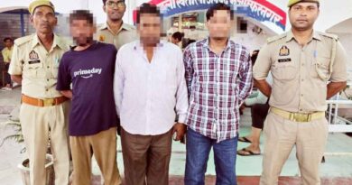 Muzaffarnagar News: खतौली में पुलिस अभिरक्षा से Ndps आरोपी छुड़ाने वाले तीन गिरफ्तार, फरार विनोद मेंबर की तलाश तेज