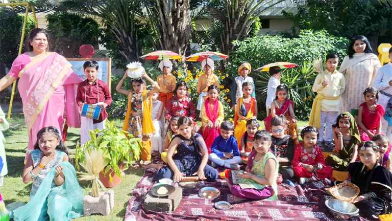 Muzaffarnagar: ग्रेन चैंबर पब्लिक स्कूल में डॉ. भीमराव अंबेडकर जयंती और बैसाखी उत्सव धूमधाम से मनाया गया Muzaffarnagar: ग्रेन चैंबर पब्लिक स्कूल में डॉ. भीमराव अंबेडकर जयंती और बैसाखी उत्सव धूमधाम से मनाया गया