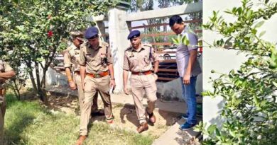 Muzaffarnagar: चरथावल में स्कूल चौकीदार की धारदार हथियार से हत्या, पुलिस ने तीन टीमें गठित कर शुरू की जांच