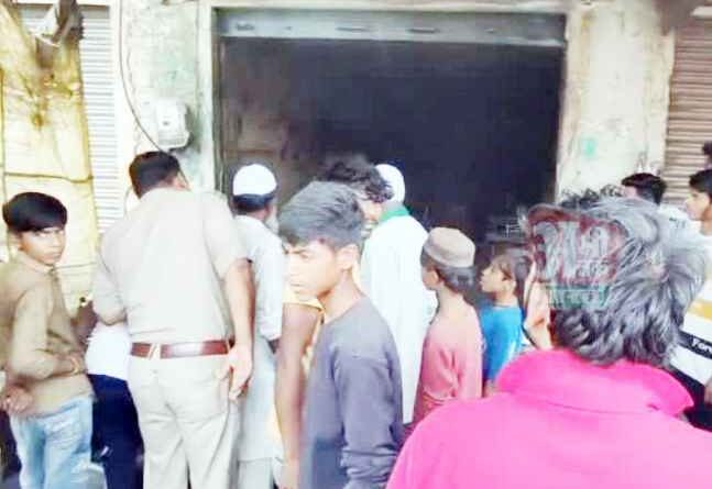 Muzaffarnagar Hotel Cylinder Fire: पुराना भोपा बस स्टैंड के पास होटल में सिलेंडर में लगी आग, अफरा-तफरी के बीच टला बड़ा हादसा