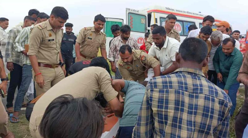 Muzaffarnagar Road Accident: तेज रफ्तार स्कूल बस की टक्कर से उजड़ा पूरा परिवार, पिता-बेटे-बेटी की मौत, मां जिंदगी से जंग लड़ रही