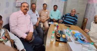 Muzaffarnagar: श्री वैश्य कुटुम्ब सेवा समिति ने तीन जरूरतमंद बच्चों को लिया गोद, पूरे वर्ष की फीस, यूनिफॉर्म और स्टेशनरी की जिम्मेदारी उठाई