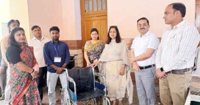 Muzaffarnagar नगरपालिका ने 9 आयुष्मान आरोग्य मंदिरों को दी व्हीलचेयर, मरीजों और वरिष्ठ नागरिकों को मिलेगी बड़ी राहत