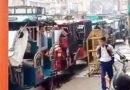Muzaffarnagar में स्कूल टाइम पर ट्रैफिक का बुरा हाल, नावल्टी चौक से टिकैत चौक तक जाम में फंसे लोग Muzaffarnagar में स्कूल टाइम पर ट्रैफिक का बुरा हाल, नावल्टी चौक से टिकैत चौक तक जाम में फंसे लोग