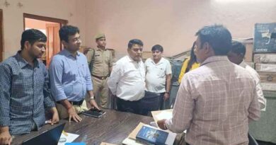 Muzaffarnagar में जनगणना कार्य में लापरवाही पर सख्त हुए Adm, औचक निरीक्षण में कर्मचारियों की अनुपस्थिति पर जताई नाराजगी 6 Muzaffarnagar News