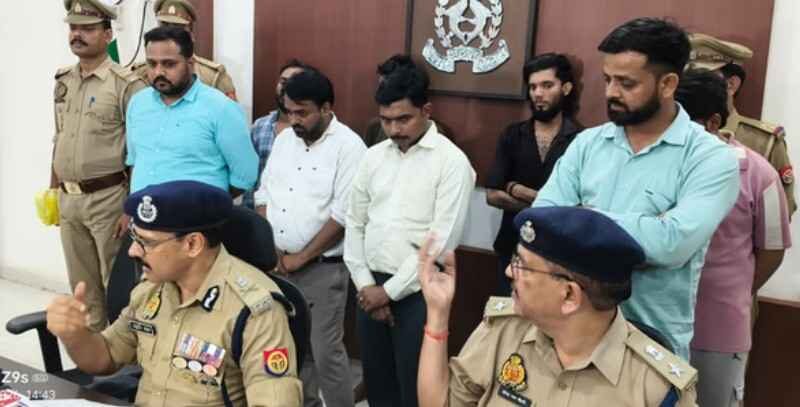 Kanpur Cyber Fraud Case: डिजिटल अरेस्ट और साइबर ठगी की रकम निकालने में बैंक अधिकारियों पर शिकंजा, 25 स्टाफ को नोटिस—8 पहले ही भेजे जा चुके जेल