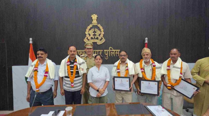Muzaffarnagar पुलिस परिवार ने 5 कर्मठ पुलिसकर्मियों को दी भावभीनी विदाई: एसपी क्राइम इन्दु सिद्धार्थ बोलीं- आपकी ईमानदारी नई पीढ़ी के लिए प्रेरणा 4 Muzaffarnagar News