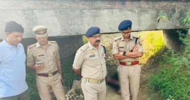 बुढ़ाना में अधजले शव की सनसनी: रजवाहा पुल के नीचे मिली लाश से दहशत, हत्या कर सबूत मिटाने की आशंका पर Muzaffarnagar पुलिस का बड़ा जांच अभियान 2 Muzaffarnagar News
