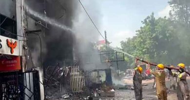 Lucknow कोचिंग अग्निकांड: 15 सपनों की दर्दनाक मौत, एक इमारत की लापरवाही ने उजाड़ दिए कई घर; सीएम योगी के सख्त तेवर से मचा हड़कंप At Least 15 Killed, Five Injured In Fire At Lucknow