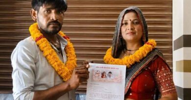Kanpur-Saas-Damad-Story-Son-In-Law-Did-Marriage-With-Mother-In-Law