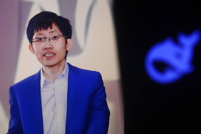 41 साल के Liang Wenfeng बने दुनिया के सबसे अमीर Ai स्टार्टअप फाउंडर, जानिए Deepseek के पीछे छिपी संघर्ष और सफलता की कहानी 1 Liang Wenfeng