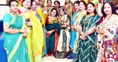 Muzaffarnagar में तीज के रंग और देशभक्ति का संगम, नीतू मिश्रा बनीं ‘तीज क्वीन’ तो बिंदु टंडन ने जीता ‘तीज महारानी’ का ताज Muzaffarnagar News