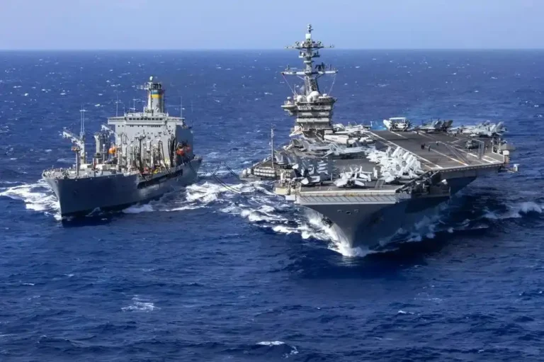 Uss Abraham Lincoln पर बढ़ता तनाव! 6 अमेरिकी नौसैनिकों ने समुद्र में कूदने की कोशिश की, 250+ दिन से लगातार मिशन पर वॉरशिप 1 Uss Abraham Lincoln