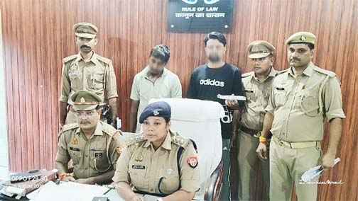 Khatauli में युवक की नृशंस हत्या का खुलासा, घर से बुलाकर चाकू से किया था हमला; दो सगे भाई गिरफ्तार, तीन आरोपी फरार 1 Police