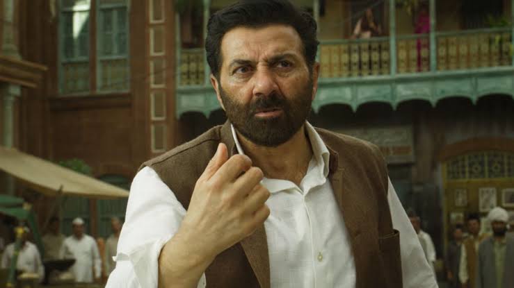 'बंटवारा 1947' रिलीज से पहले विवादों में Sunny Deol, पाकिस्तान पर दिए बयान से सोशल मीडिया में बहस तेज; 14 अगस्त को सिनेमाघरों में दस्तक देगी फिल्म 1 Sunny Deol