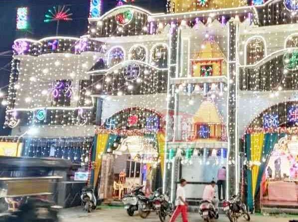 Muzaffarnagar में जन्माष्टमी का भव्य रंग: मंदिरों में उमड़ा आस्था का सैलाब, सजे कान्हा के दरबार; गौशाला में मंत्री कपिल देव अग्रवाल ने की पूजा, Cmo ने पत्नी संग किया श्रीकृष्ण पूजन 1 Muzaffarnagar News