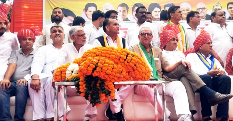 Muzaffarnagar में Bjp को बड़ा झटका? पूर्व विधायक प्रदीप बालियान ने सैकड़ों समर्थकों संग थामा कांग्रेस का हाथ 1 Muzaffarnagar