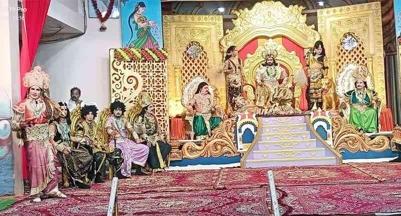 Muzaffarnagar: पटेलनगर की रामलीला में अंगद ने ललकारा रावण, मेघनाद के शक्ति बाण से मूर्छित हुए लक्ष्मण 1 Muzaffarnagar News