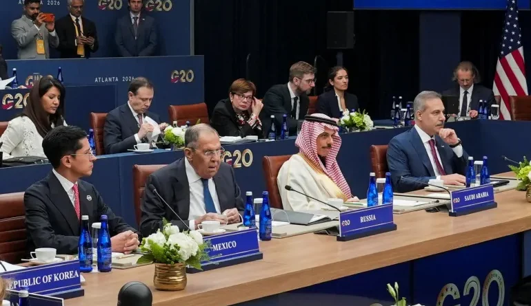 G20-Atlanta-Meeting-Russia-Lavrov-Group-Photo-Cancelled